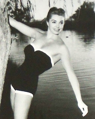 SIGNED PHOTOGRAPH: ESTHER WILLIAMS
